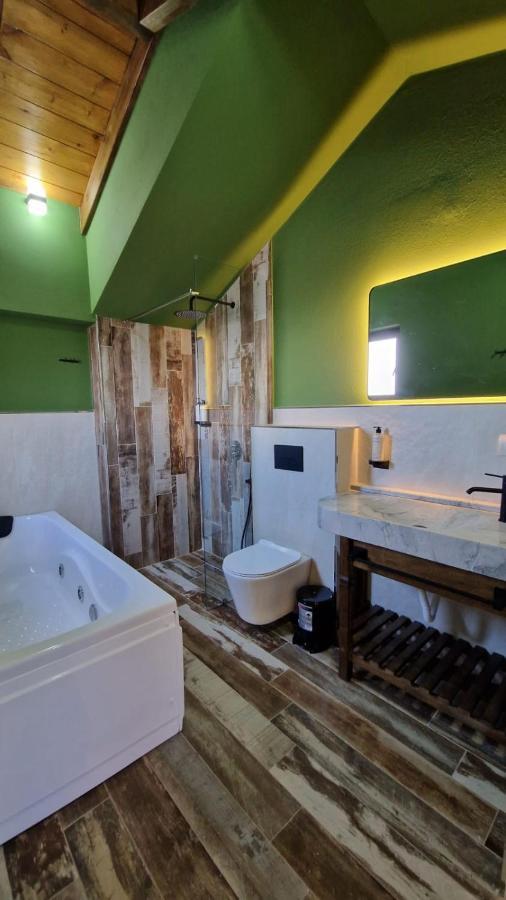 Bujtina Behram Hotel Korce Luaran gambar