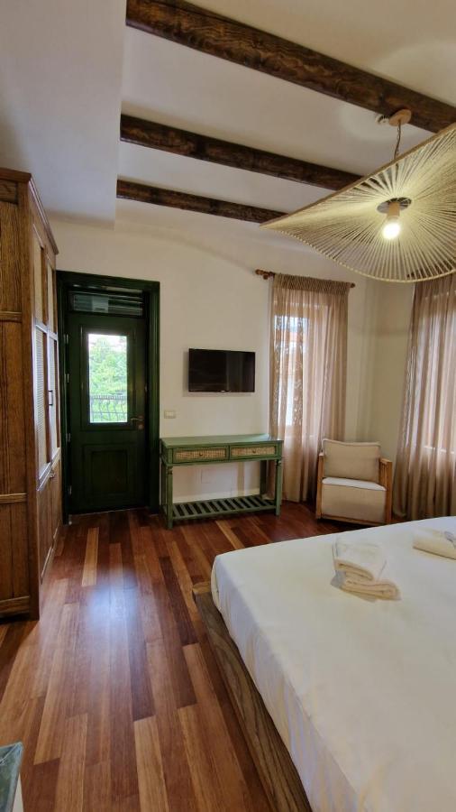 Bujtina Behram Hotel Korce Luaran gambar